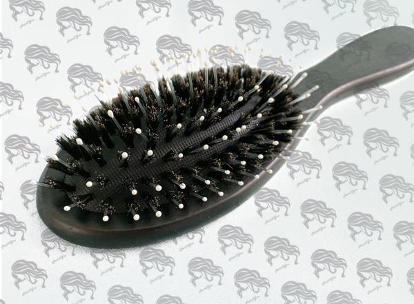 Extensions Cushion Brush