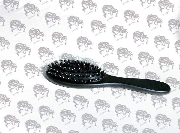 Extensions Cushion Brush